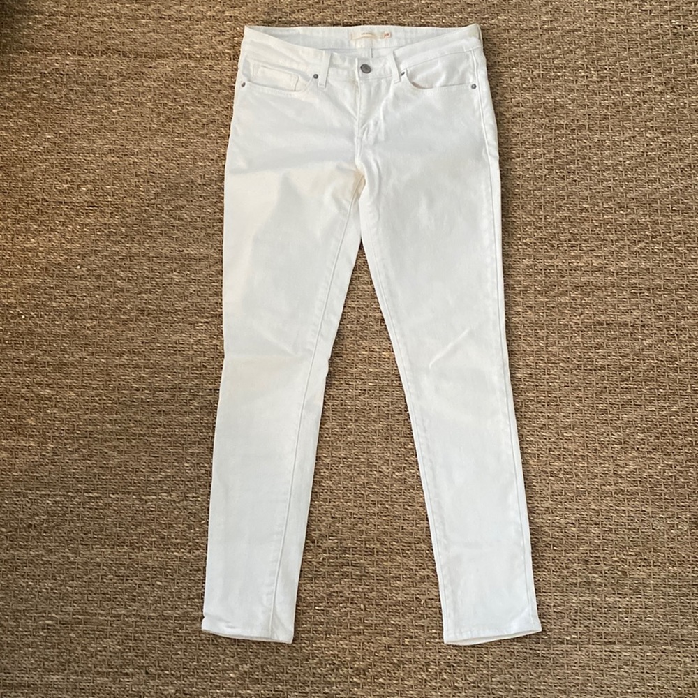 Levi’s- 711 skinny